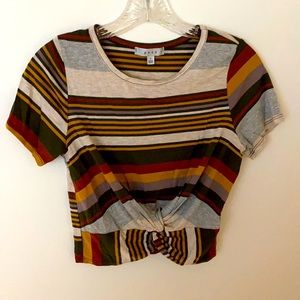 💛2 for $16💛 Gaze Striped crop top EUC